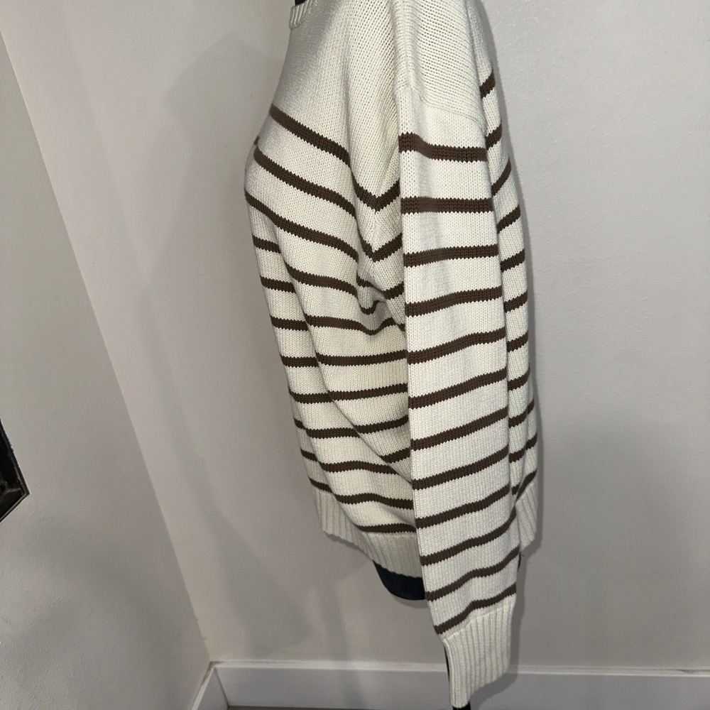 Brandy Melville Women's Brianna‎ Thin Stripe Cotton Sweater LB3 Ivory Size - Picture 5 of 11